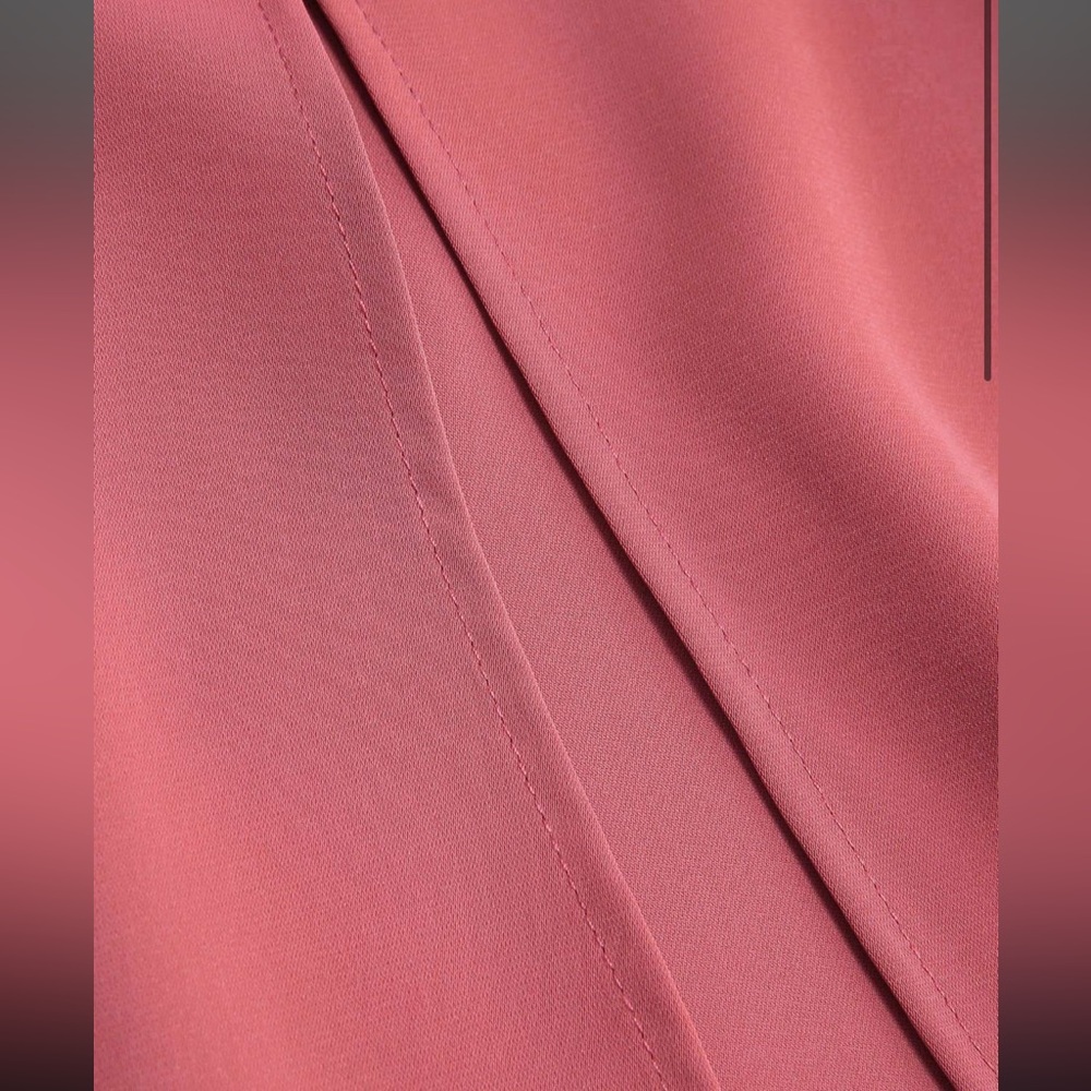 Solid Ruched Backless Dress - Picture 4 of 5